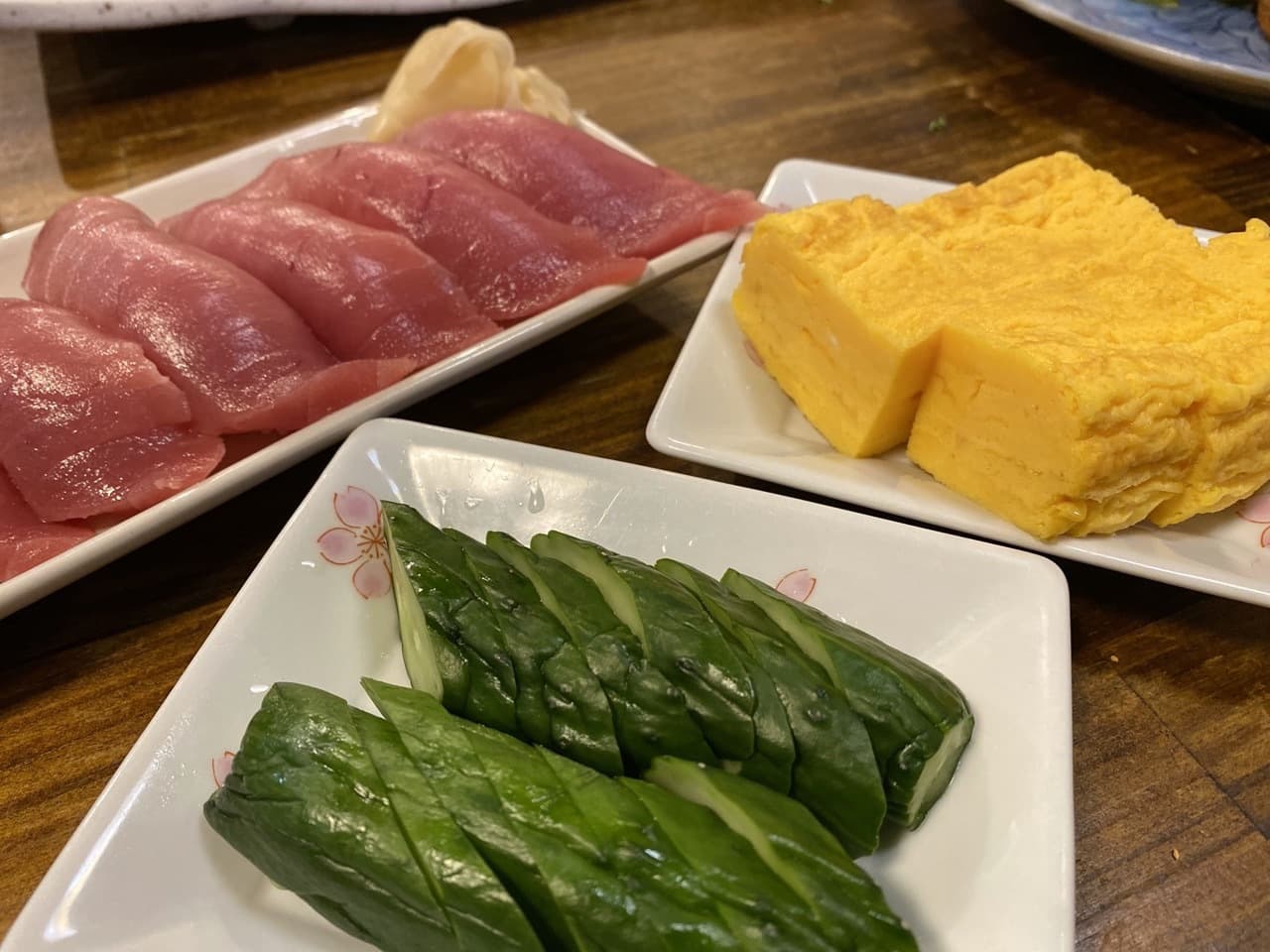 にぎり寿司と箸休め｜和膳料理すし楓｜横浜市鶴見区鶴見中央｜東横INN横浜鶴見駅東口前